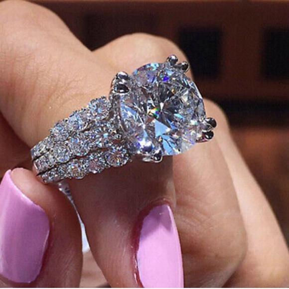 Jewelry - NWT 925 STERLING SILVER DIAMOND RING